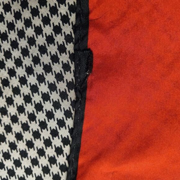 Diamond Floral Scarf with Red border - Picture 2 of 6